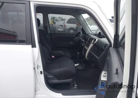 2006 Scion Xb from USA, damaged, VIN JTLKT324264030642